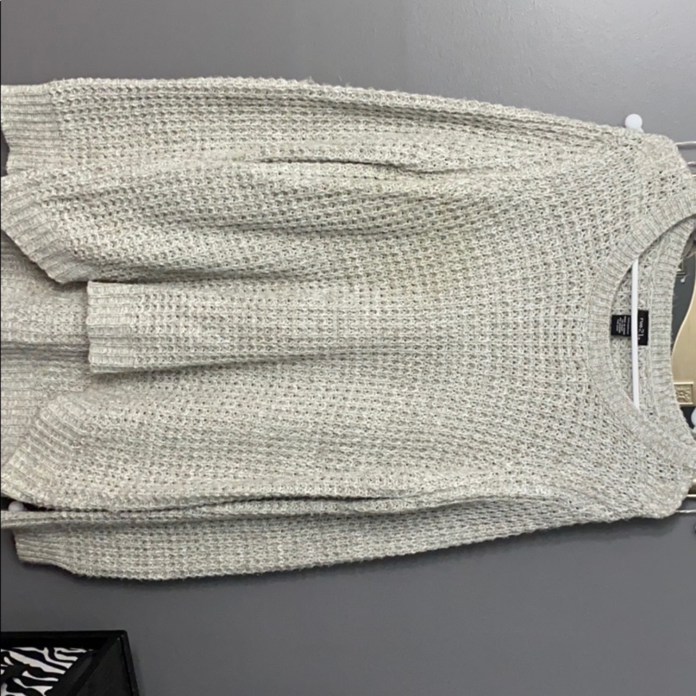 Rue21 sweater